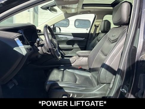 Used 2017 Cadillac XT5 Luxury image 6