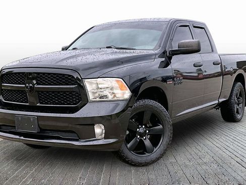 Used 2016 RAM 1500 Express w/ Black Ram 1500 Express Group AWD/4WD image 3