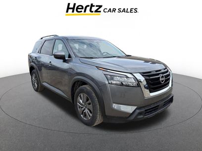Used 2025 Nissan Pathfinder SV