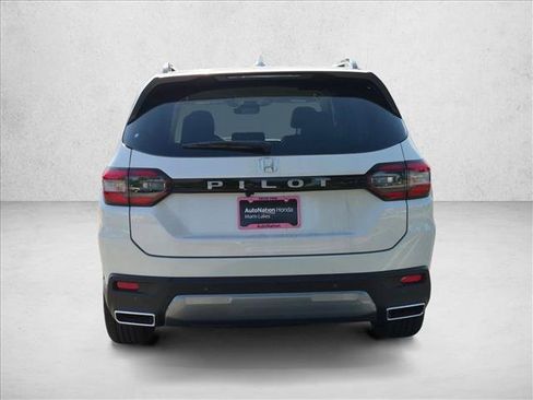 New 2026 Honda Pilot EX-L image 7