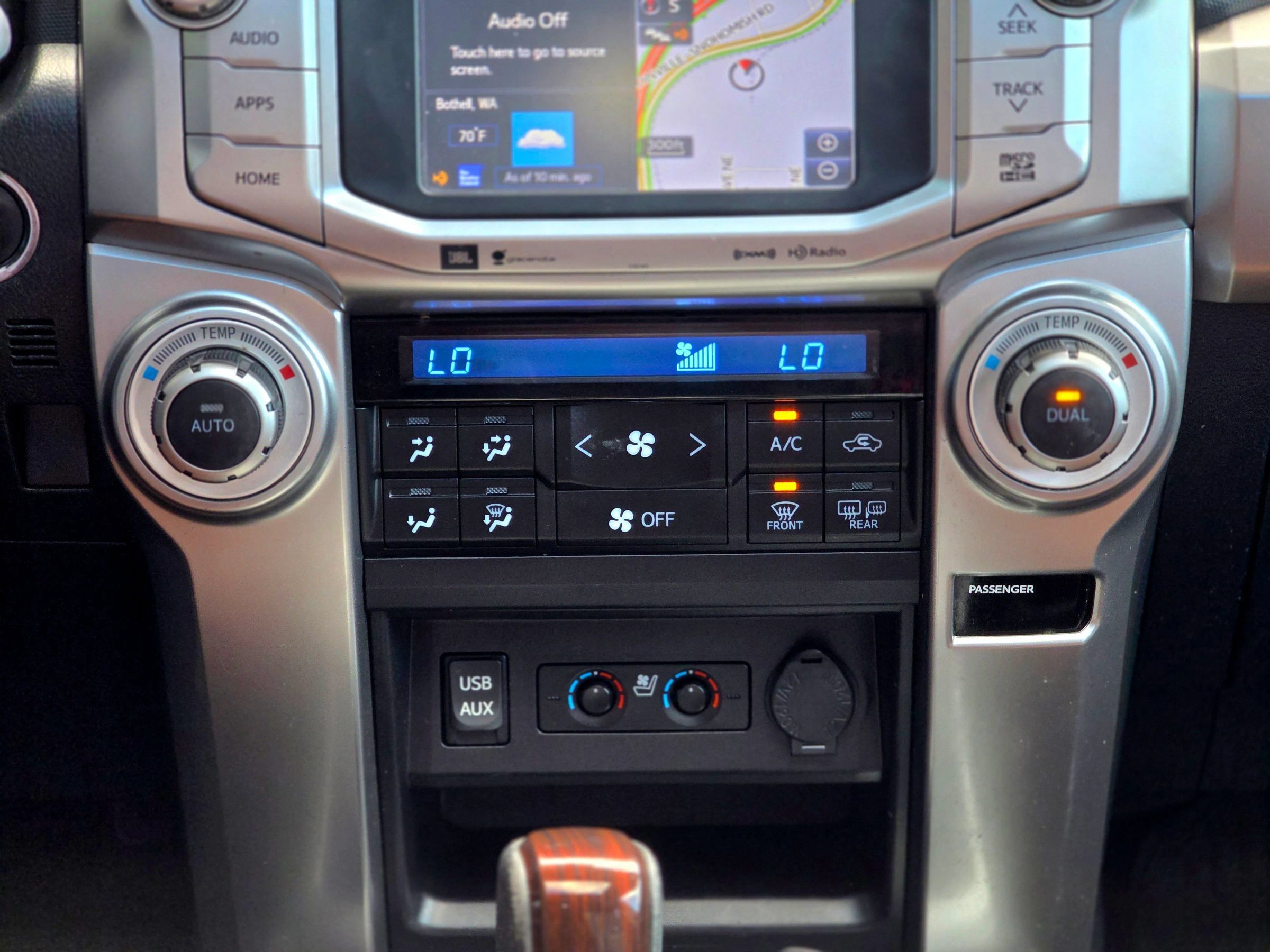 Used 2018 Toyota 4Runner Limited AWD/4WD image 25