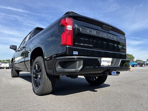 Used 2021 Chevrolet Silverado 1500 Custom RWD image 8