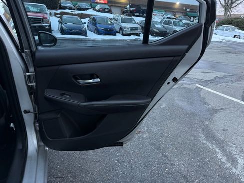 Used 2021 Nissan Sentra SV w/ Trunk Package image 24