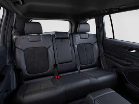 New 2025 Jeep Grand Cherokee Altitude image 15