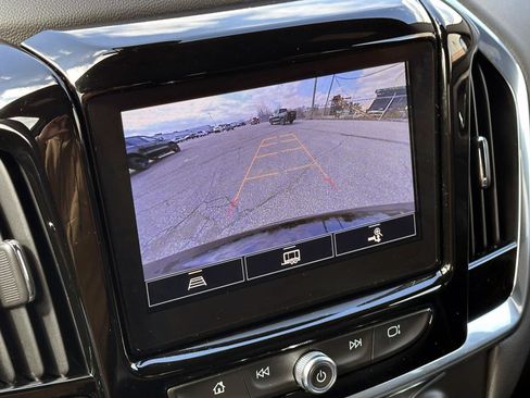 Certified 2023 Chevrolet Traverse LT w/ LPO, Floor Liner Package image 24