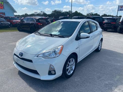 Used 2014 Toyota Prius C Four FWD image 2