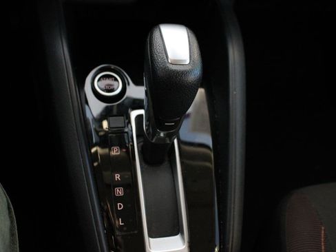 Used 2021 Nissan Versa SR w/ Convenience Package FWD image 17