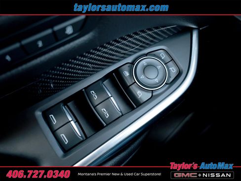 Used 2025 Cadillac XT4 Sport AWD/4WD image 33