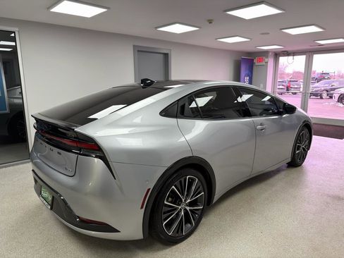 Used 2023 Toyota Prius Limited w/ Limited Premium Package image 3