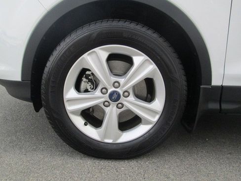 Used 2015 Ford Escape SE w/ Equipment Group 201A image 8