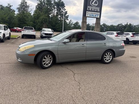 Used 2004 Lexus ES 330 FWD image 11