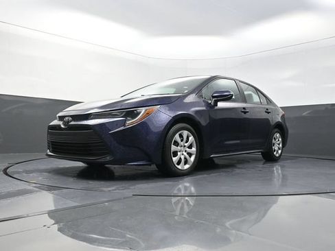Used 2024 Toyota Corolla LE FWD image 33