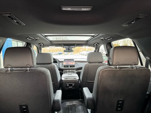 Used 2024 Chevrolet Tahoe Z71 w/ Z71 Off-Road Package image 19