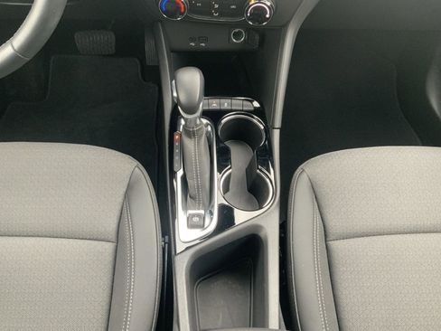 Used 2024 Buick Encore GX Preferred FWD image 45