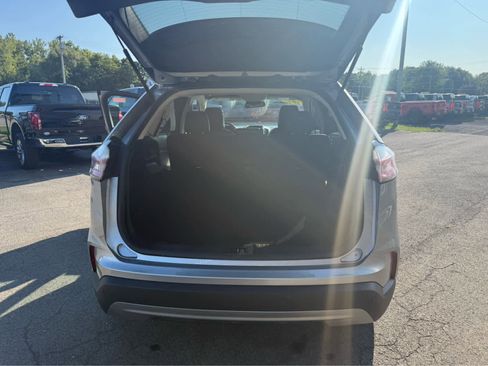 Used 2023 Ford Edge SEL AWD/4WD image 18