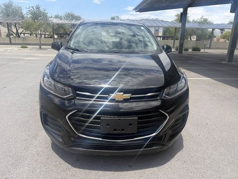 Used 2019 Chevrolet Trax LS w/ LPO, Cargo Package FWD image 9