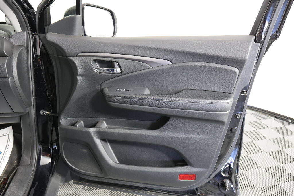 Used 2016 Honda Pilot EX-L image 27