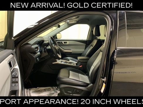 Certified 2023 Ford Explorer XLT w/ Equipment Group 202A AWD/4WD image 30