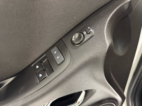 Used 2015 Chevrolet Camaro LT image 16