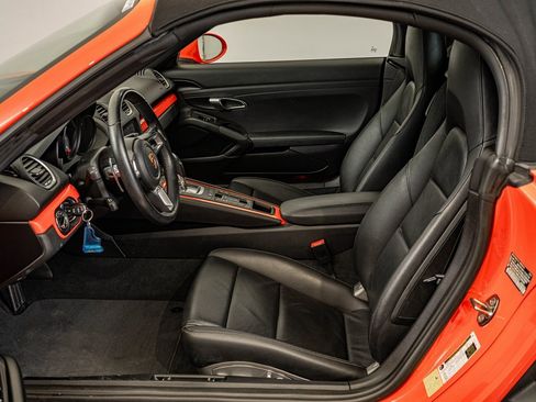 Used 2017 Porsche 718 Boxster S image 5