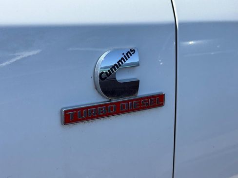 Used 2024 RAM 2500 Big Horn AWD/4WD image 4