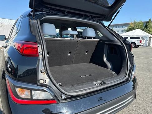 Used 2023 Hyundai Kona SE FWD image 14