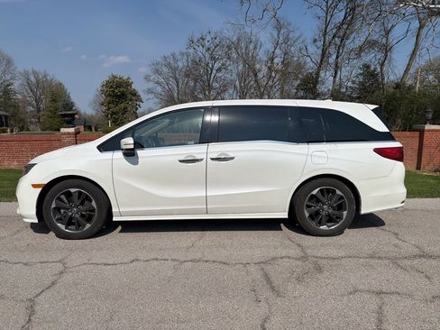 Used 2022 Honda Odyssey Elite image 6