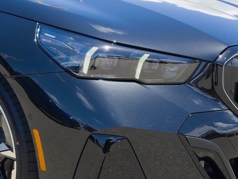 New 2027 BMW 530i w/ M Sport Package RWD image 6