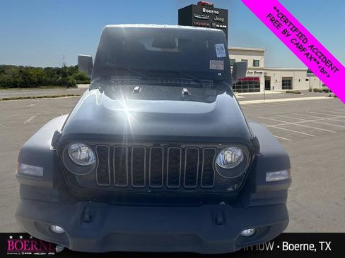 Used 2025 Jeep Wrangler Sport AWD/4WD image 6
