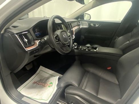 Used 2025 Volvo S60 T8 Ultra image 10