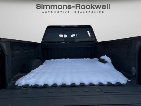 Used 2024 Chevrolet Silverado 2500 High Country w/ Technology Package AWD/4WD image 19