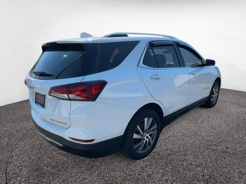 Used 2023 Chevrolet Equinox Premier AWD/4WD image 8