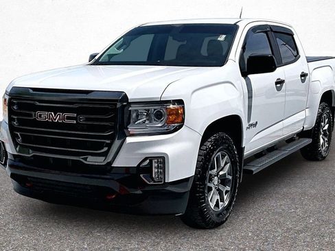 Used 2022 GMC Canyon AT4 w/ Trailering Package AWD/4WD image 4