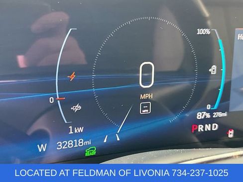 Used 2024 Cadillac Lyriq Luxury AWD/4WD image 12