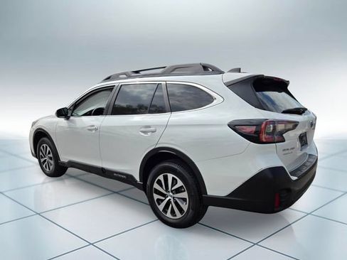 Used 2021 Subaru Outback Premium w/ Popular Package #1 AWD/4WD image 8