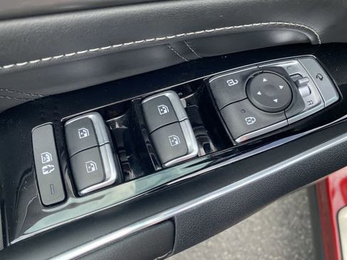 Used 2023 Kia Sorento SX image 13