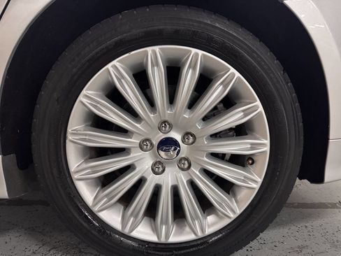 Used 2014 Ford Fusion SE image 8