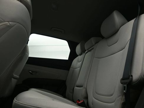 Used 2026 Hyundai Tucson SE FWD image 13
