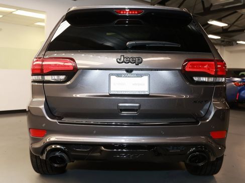 Used 2021 Jeep Grand Cherokee SRT image 6