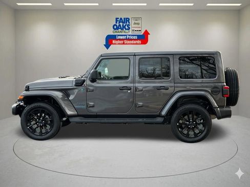 Certified 2025 Jeep Wrangler Unlimited Sahara image 11