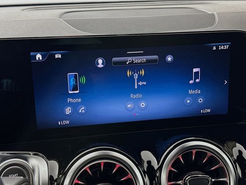 New 2026 Mercedes-Benz GLB 250 image 15