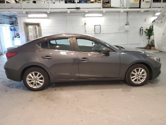 Used 2016 MAZDA MAZDA3 i Touring FWD image 8