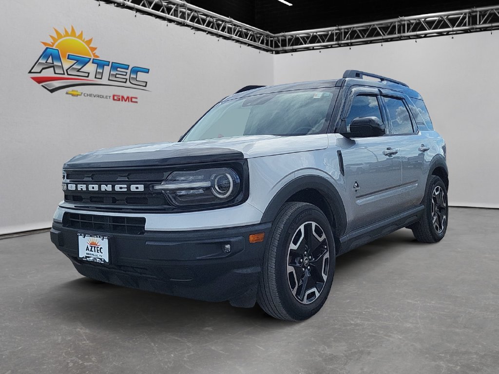 Used 2022 Ford Bronco Sport Outer Banks w/ Tech Package AWD/4WD image 1