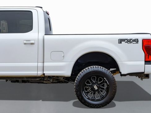Used 2020 Ford F250 Lariat AWD/4WD image 11