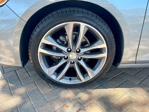 Used 2025 Chevrolet Malibu LT FWD image 8