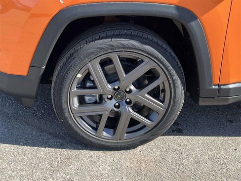 New 2026 Jeep Compass Limited image 8