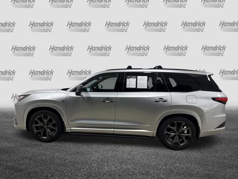 Used 2025 Lexus TX 500h AWD image 7