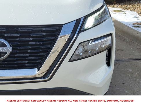 Certified 2023 Nissan Rogue SV w/ SV Premium B Package image 10