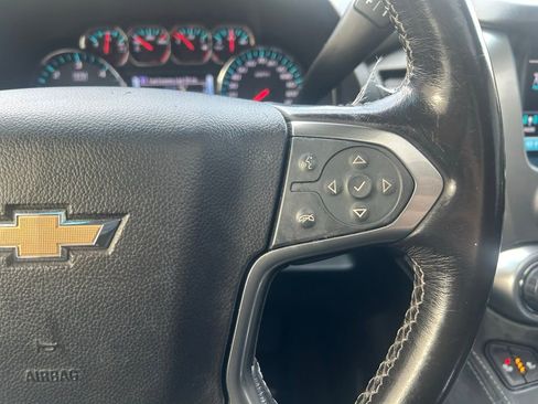 Used 2018 Chevrolet Tahoe LT w/ LT Signature Package image 16