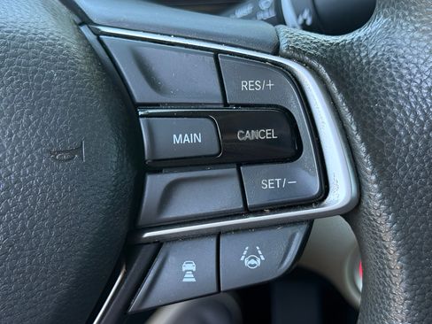 Used 2019 Honda Accord LX image 16